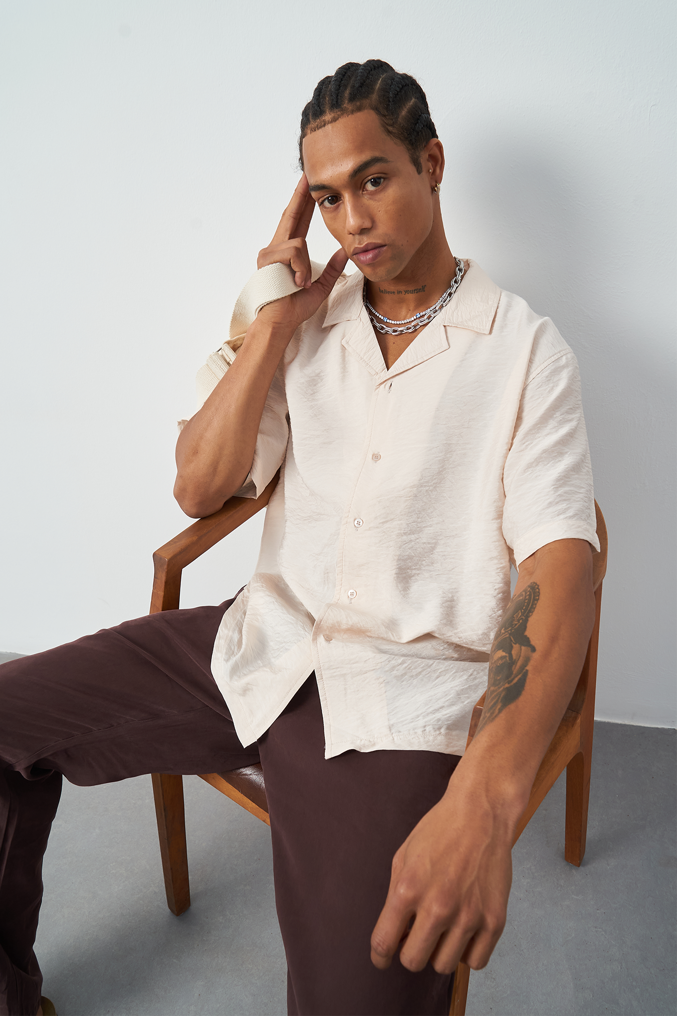 Oversized Thin Fabric Cuban Collar Men's Shirt