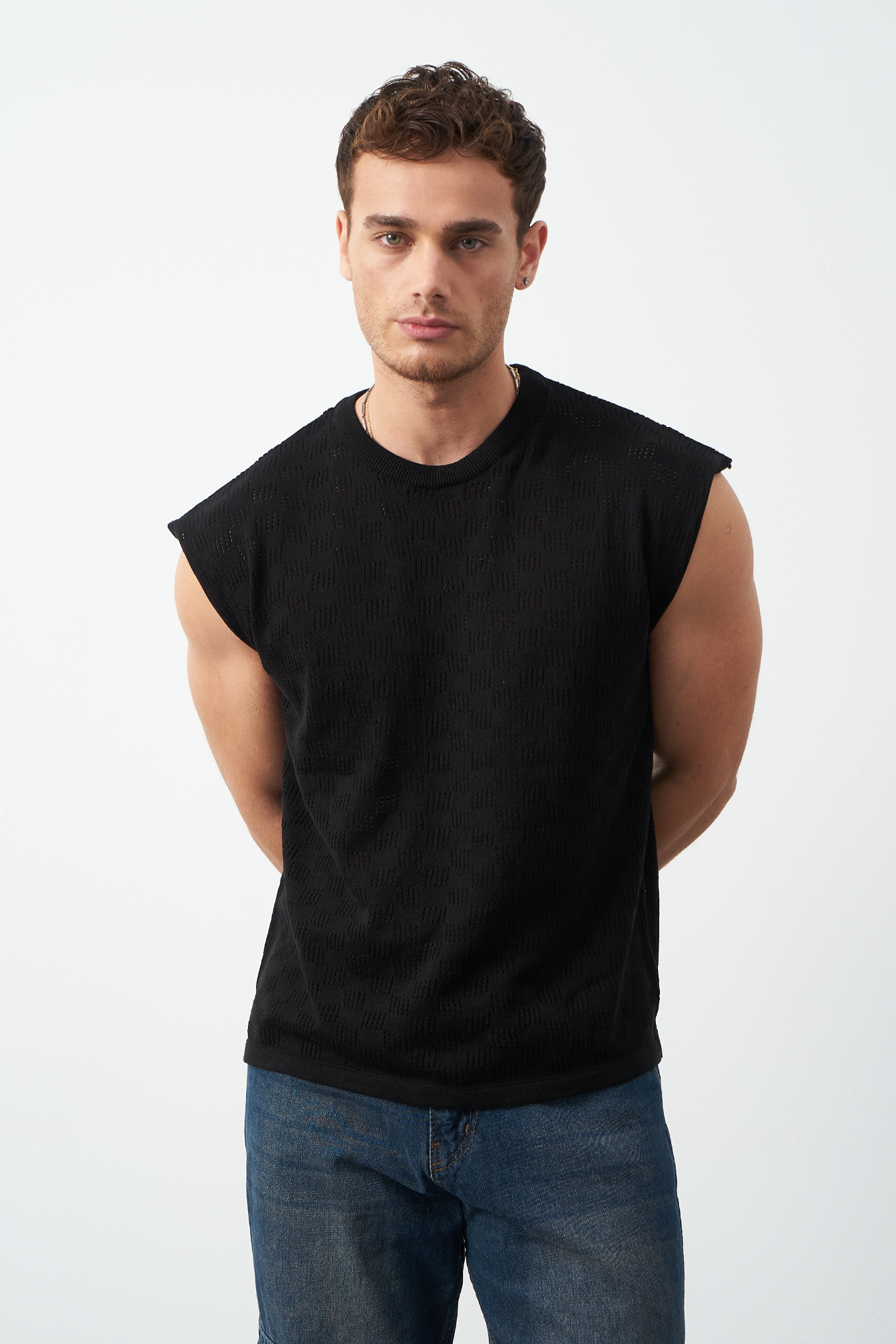Patterned Oversized Sleeveless Knit Men's T-Shirt