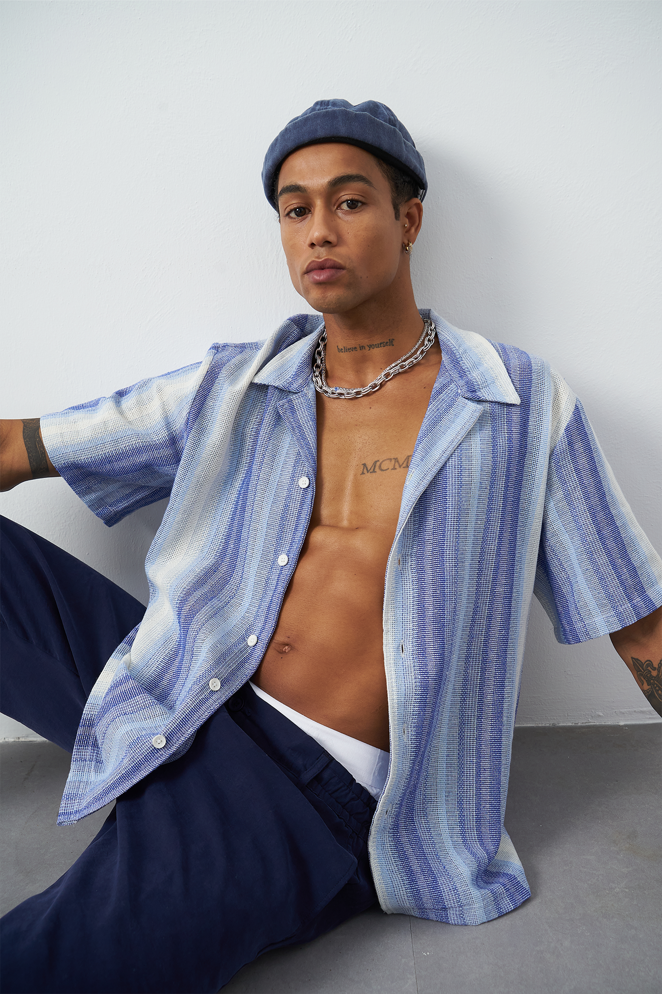 Side view light blue oversized Cuban collar shirt, relaxed fit striped summer shirt for men