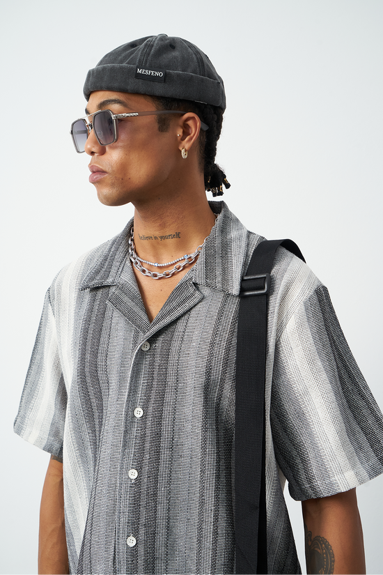 Side view gray oversized Cuban collar shirt, relaxed fit striped summer shirt for men