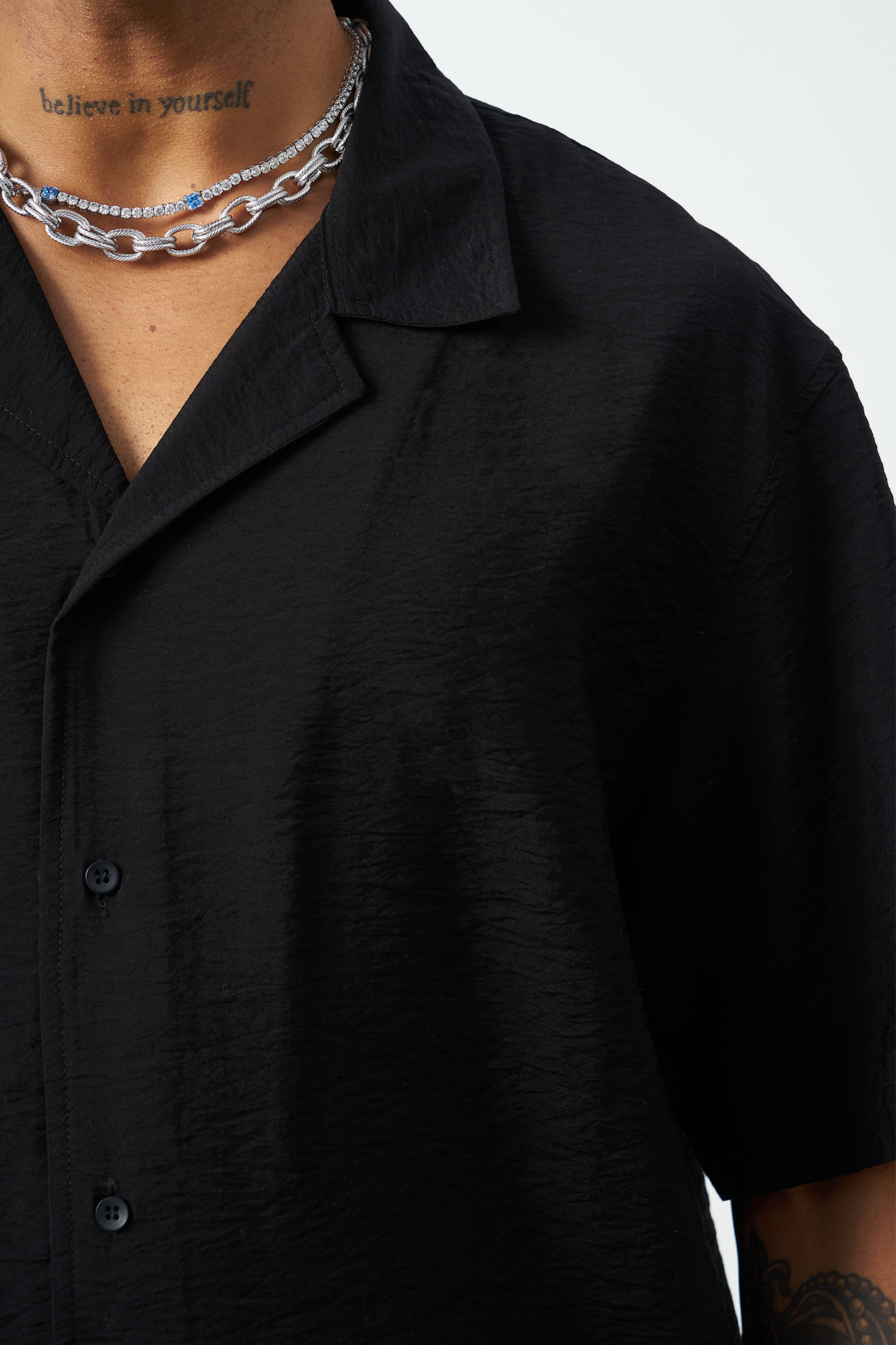 Oversized Thin Fabric Cuban Collar Men's Shirt