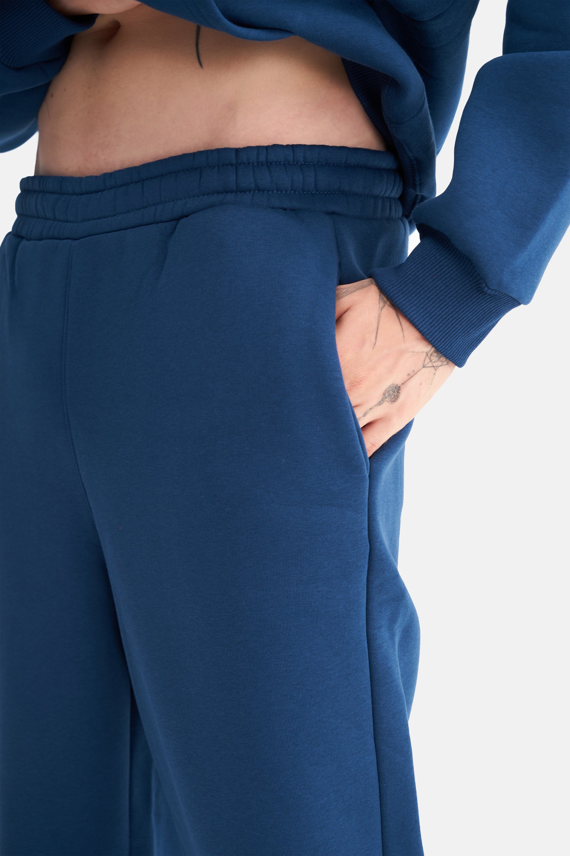 Mesfeno Men’s Elastic Waist Jogger Basic Baggy Pants