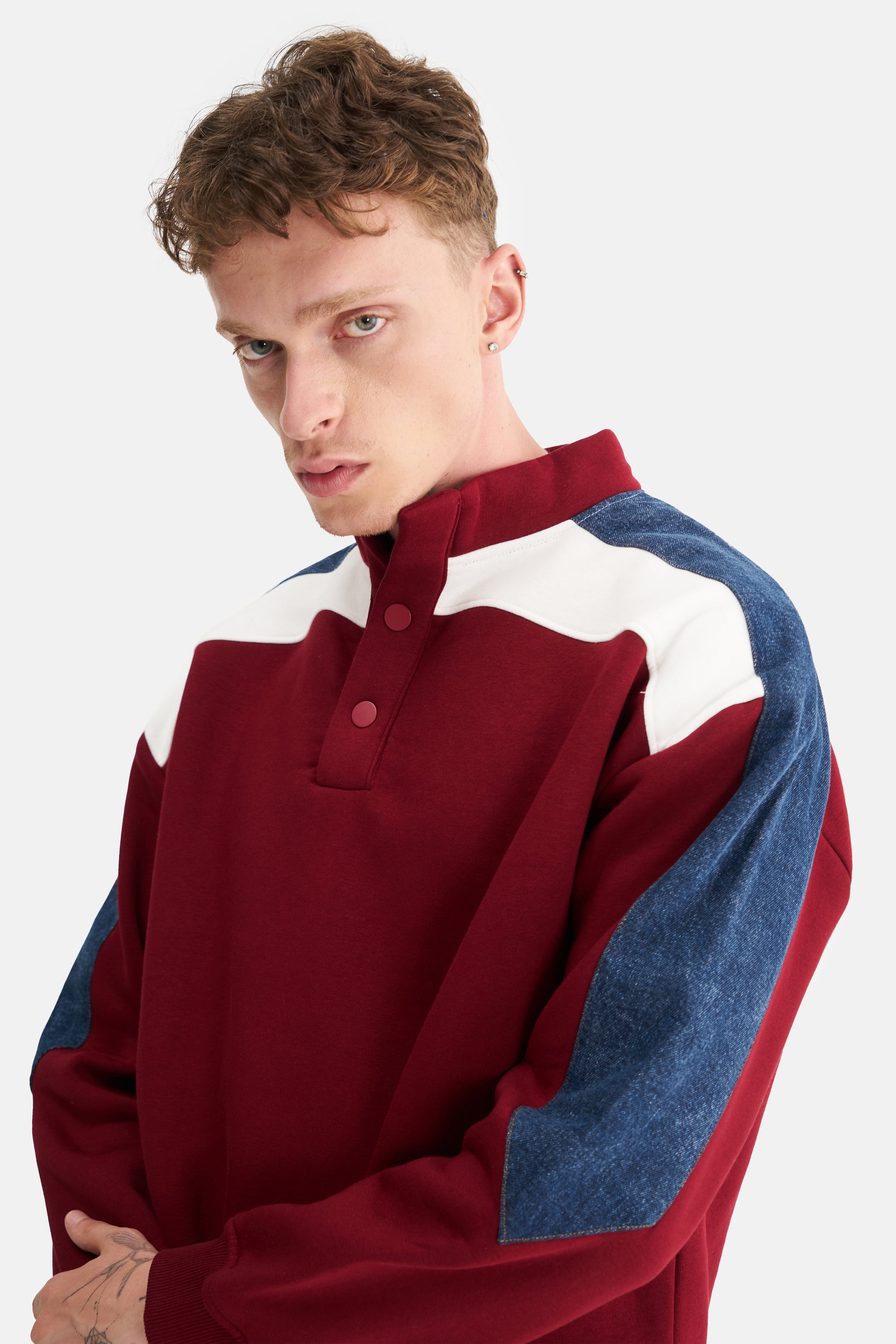 Mesfeno Men's Oversized Sweatshirt with Contrast Sleeve Detail