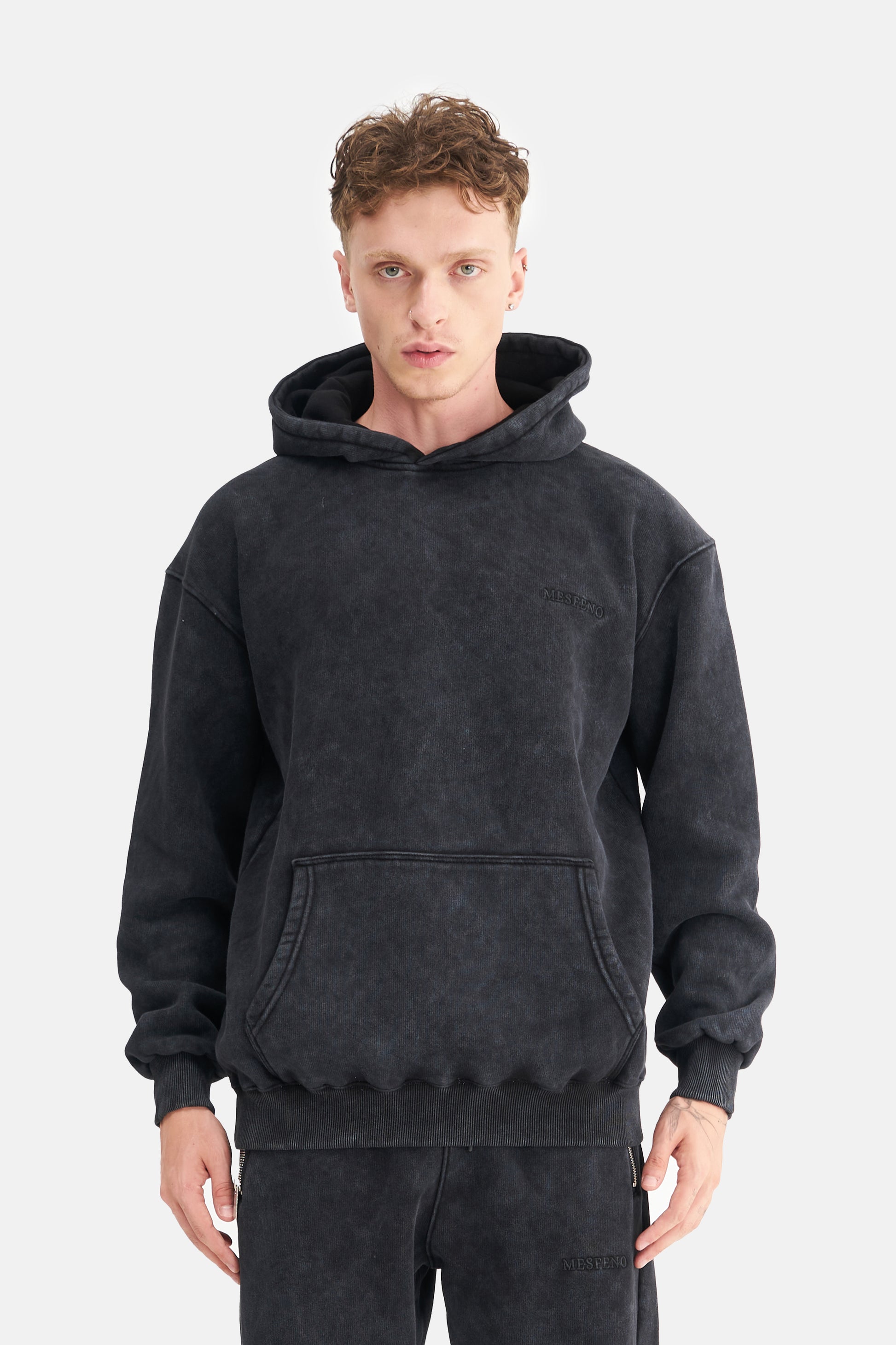 Mesfeno Men's Oversized Washed Embroidered Sweatshirt