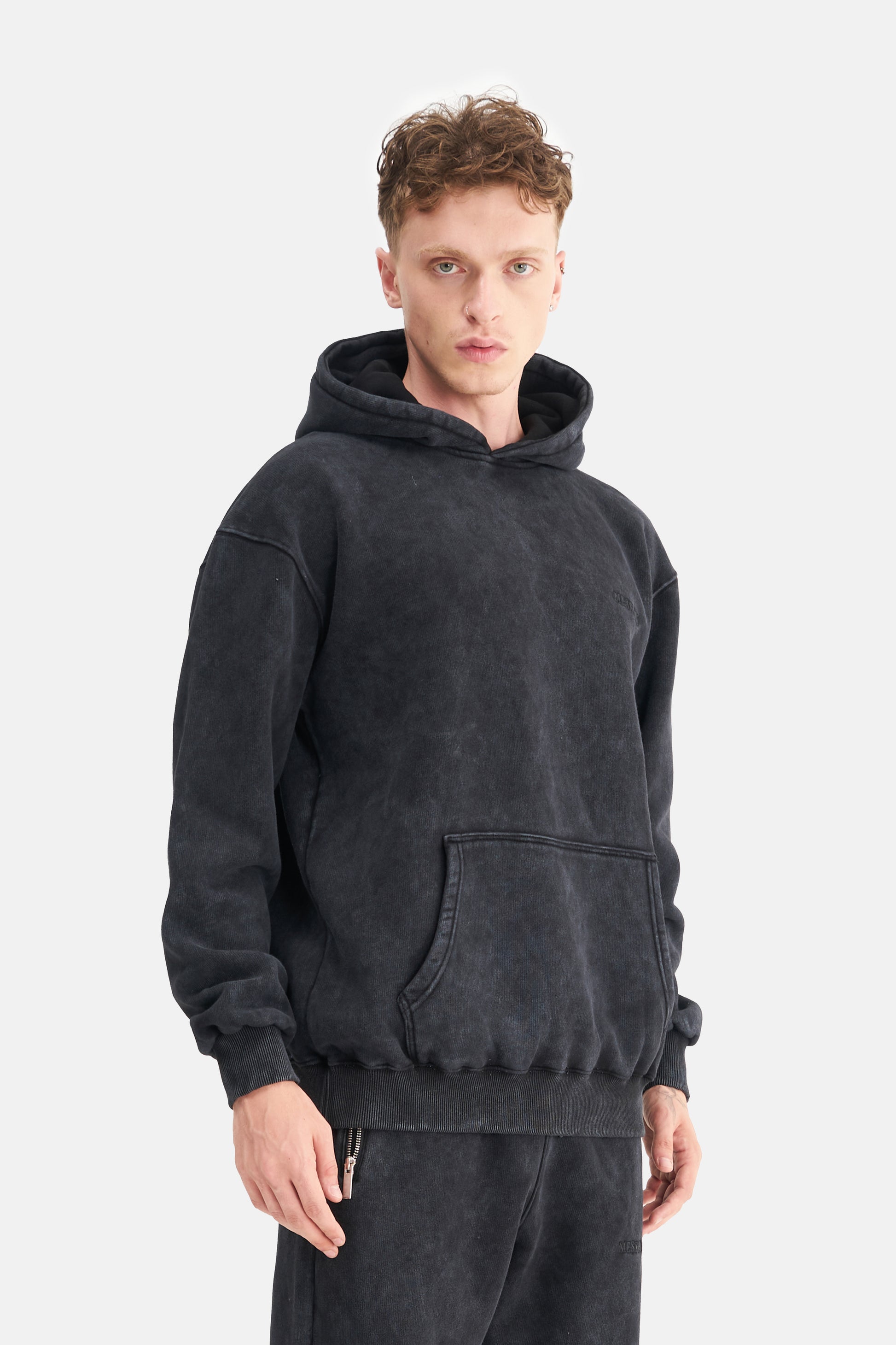 Mesfeno Men's Oversized Washed Embroidered Sweatshirt