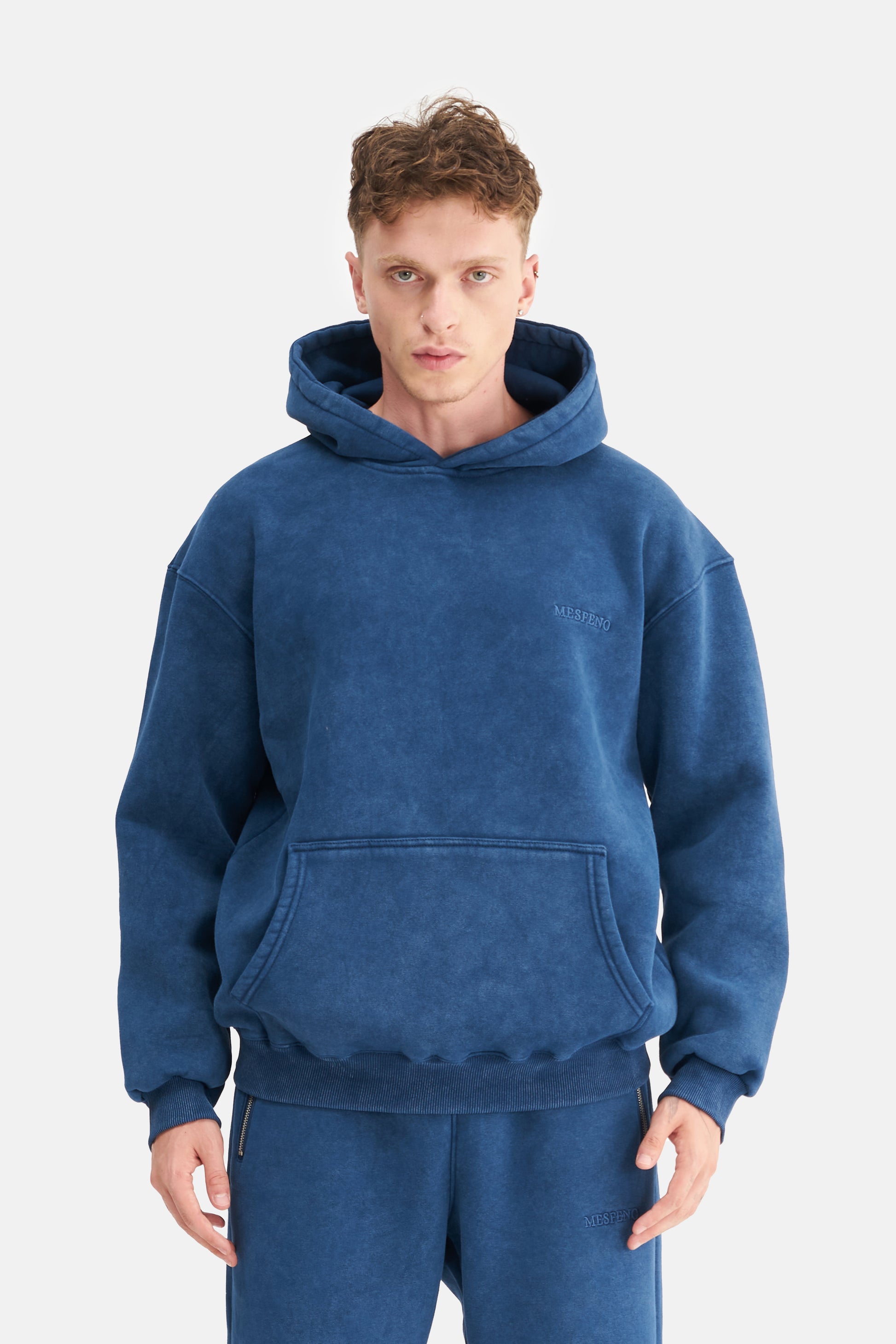 Mesfeno Men's Oversized Washed Embroidered Sweatshirt