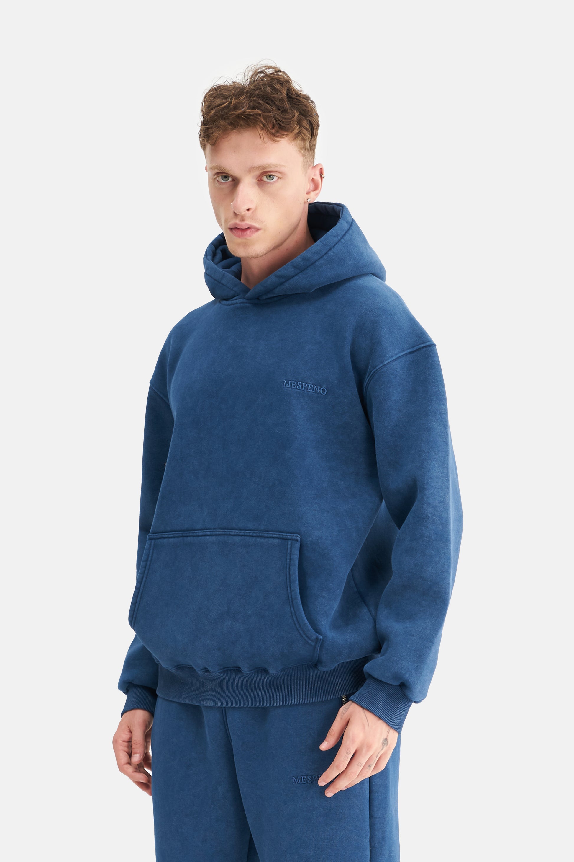 Mesfeno Men's Oversized Washed Embroidered Sweatshirt