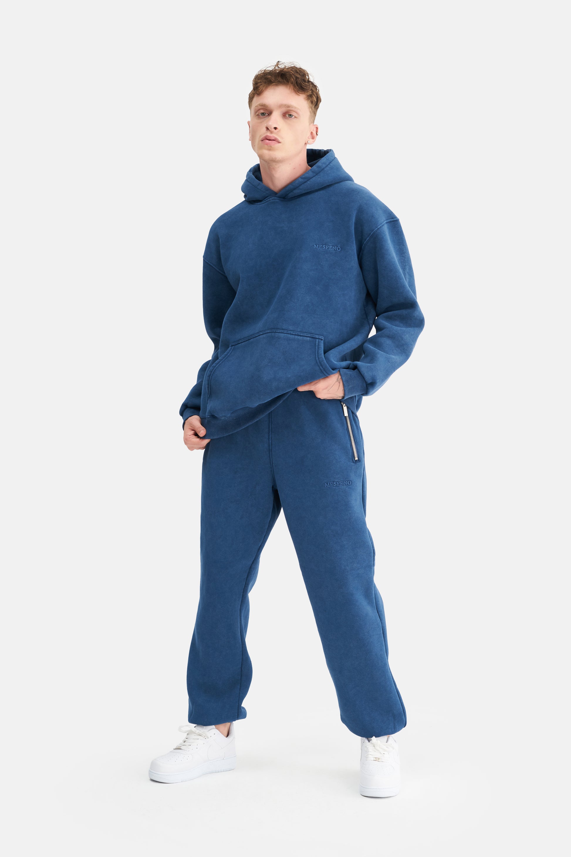 Mesfeno Men's Oversized Washed Embroidered Sweatshirt