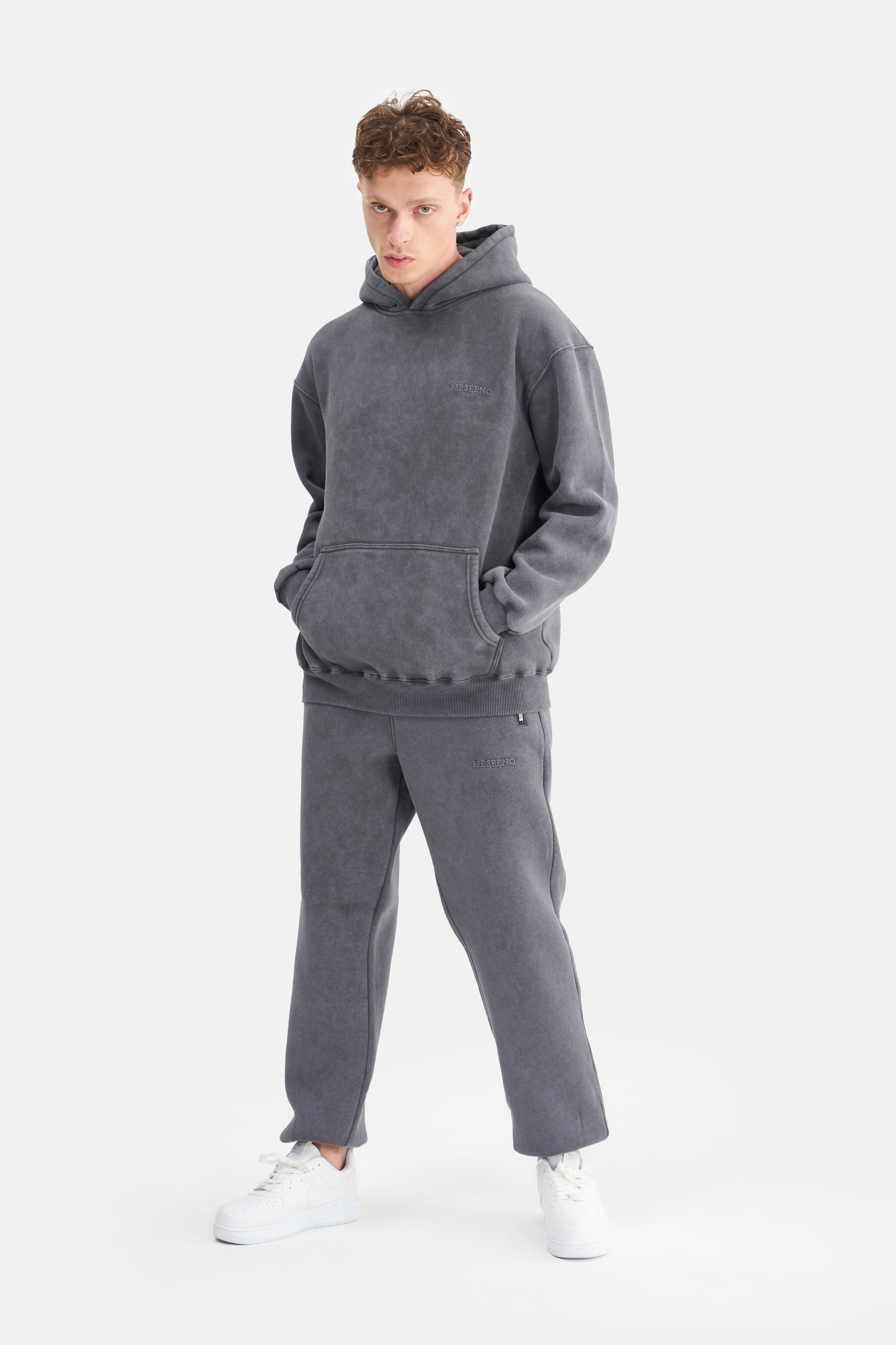 Mesfeno Men’s Elastic Waist and Cuffed Effect Washed Jogger Pants