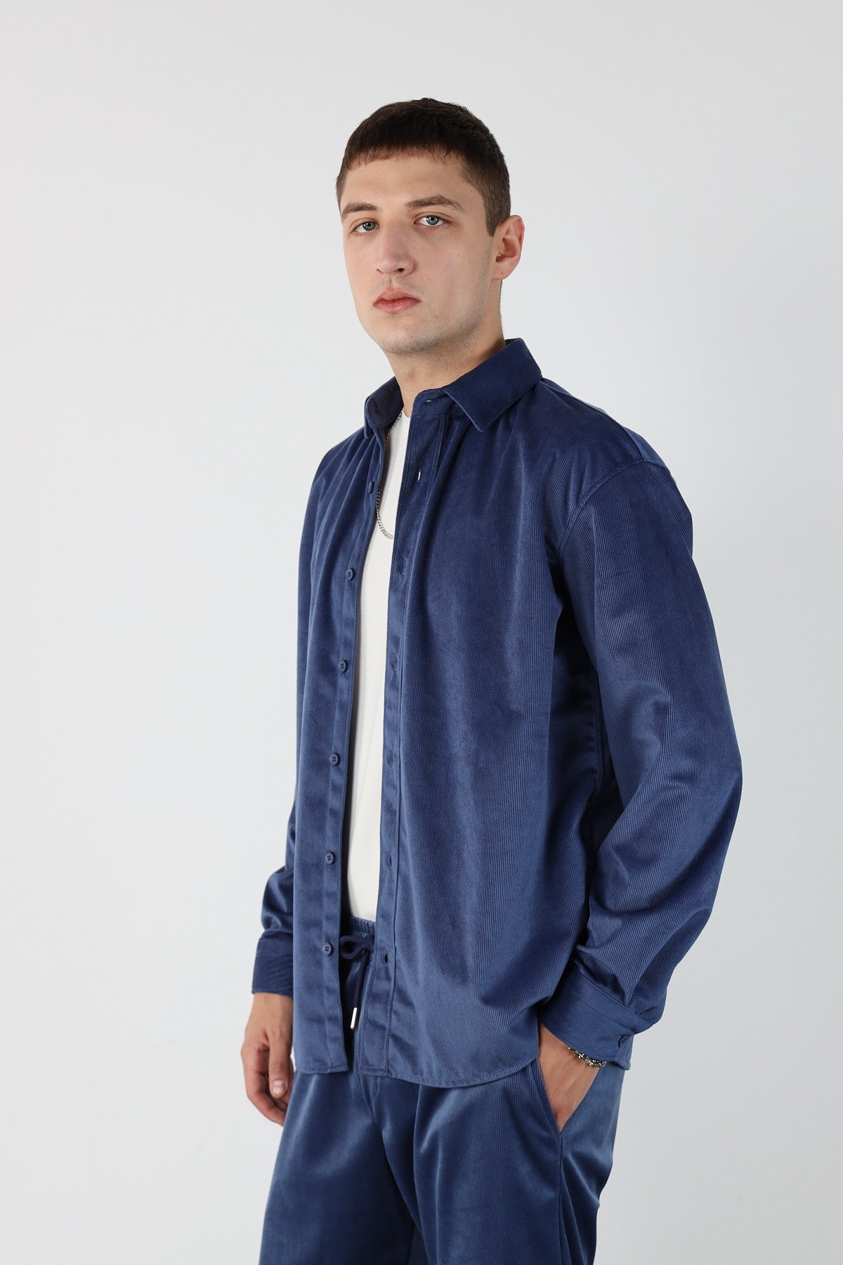 Thin Ribbed Oversize Velvet Shirt