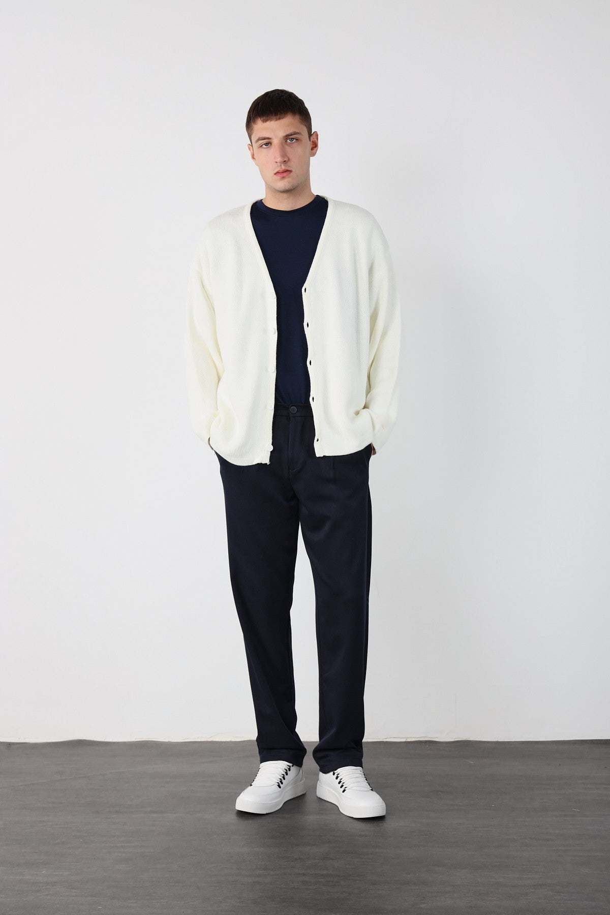 Oversize Buttoned Knit Cardigan