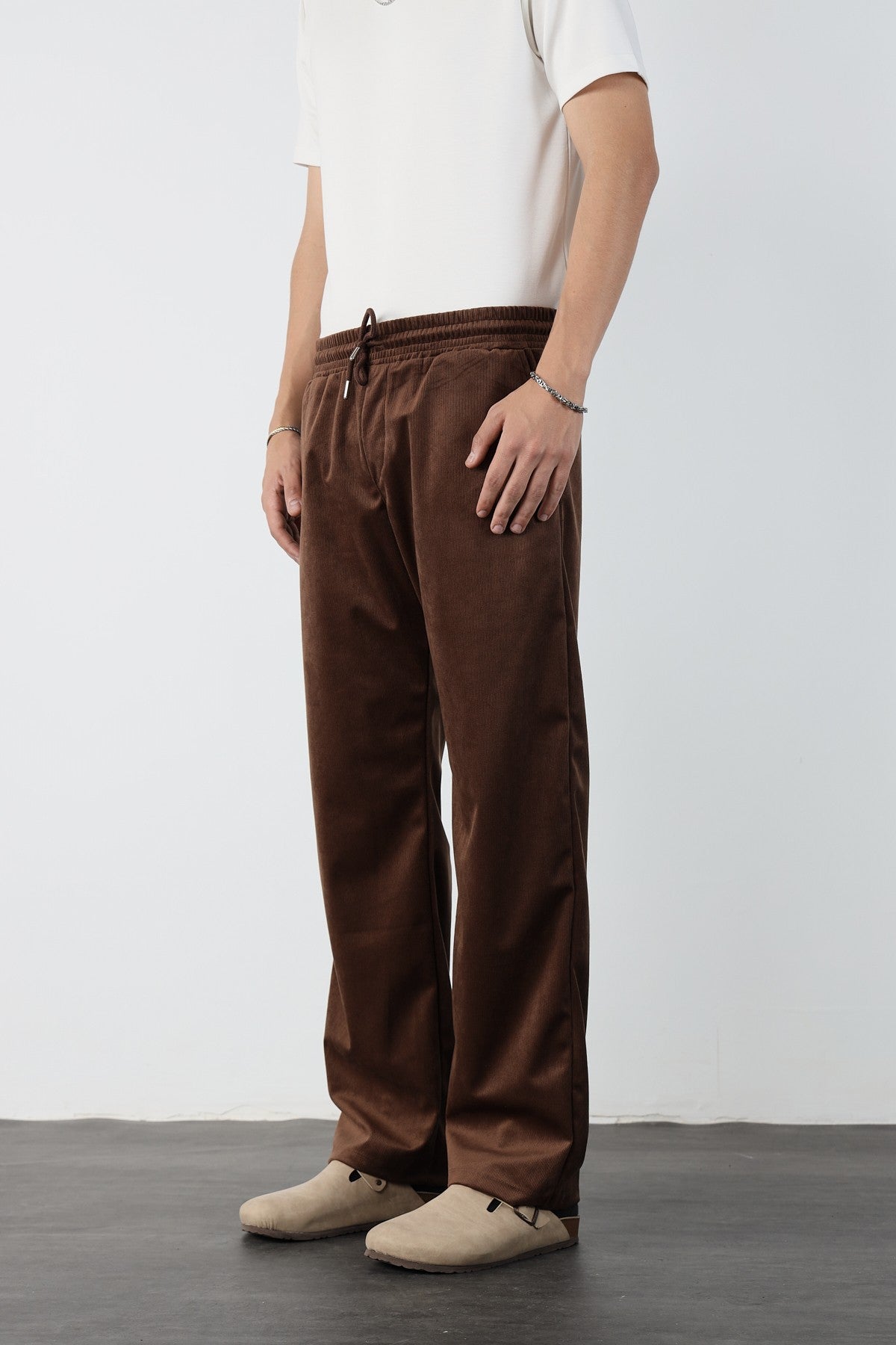 Thin Corduroy Baggy Trousers