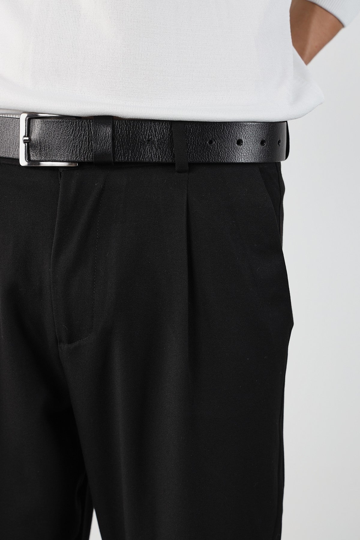 Single Pleated Elastic Waist Baggy Mens Fabric Trousers