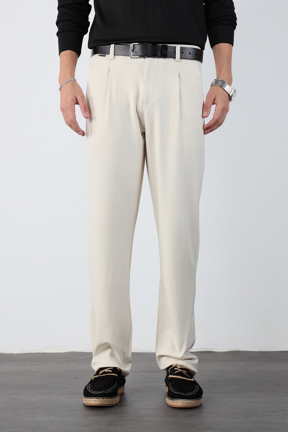 Single Pleated Elastic Waist Baggy Mens Fabric Trousers