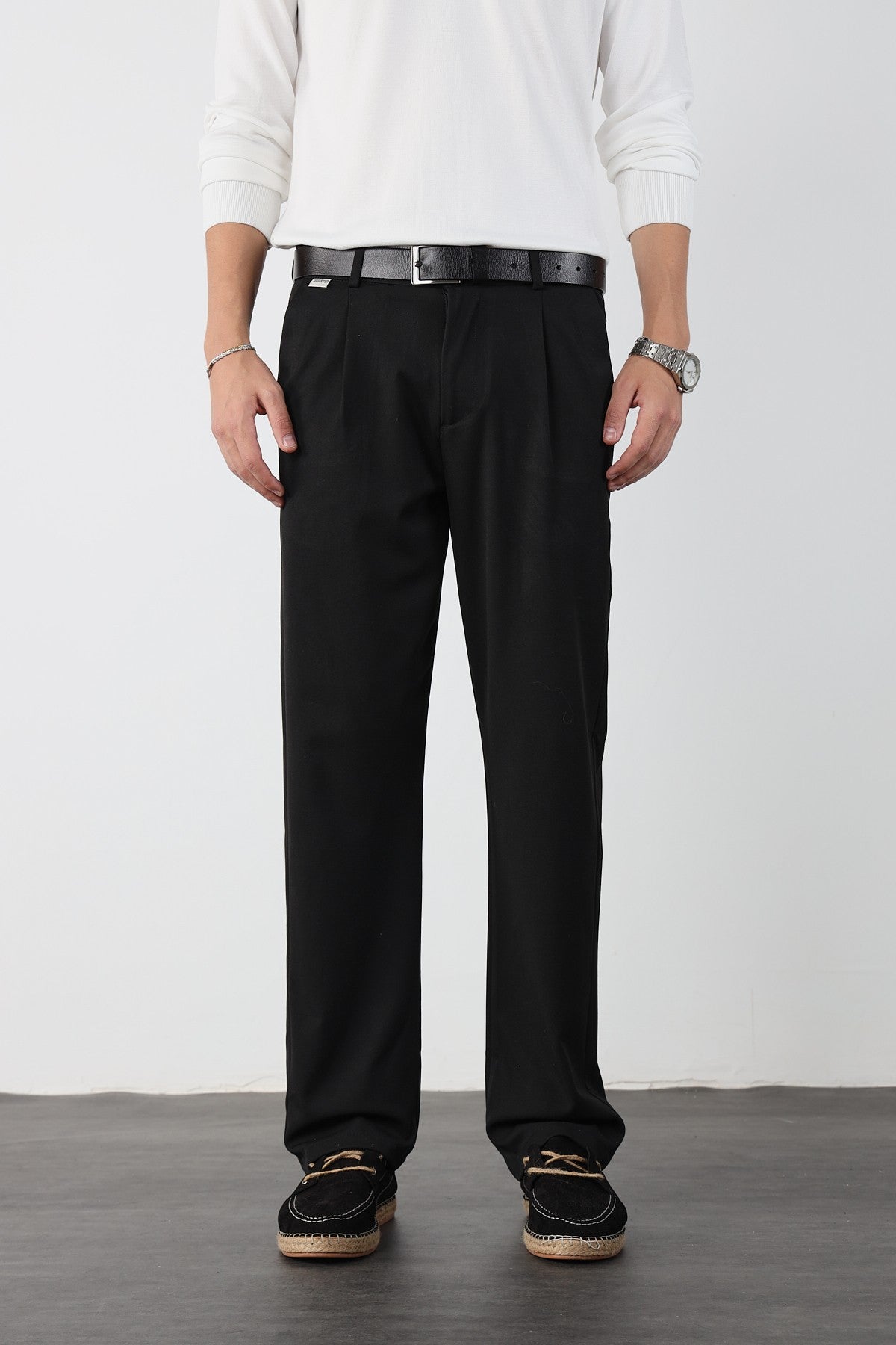 Single Pleated Elastic Waist Baggy Mens Fabric Trousers