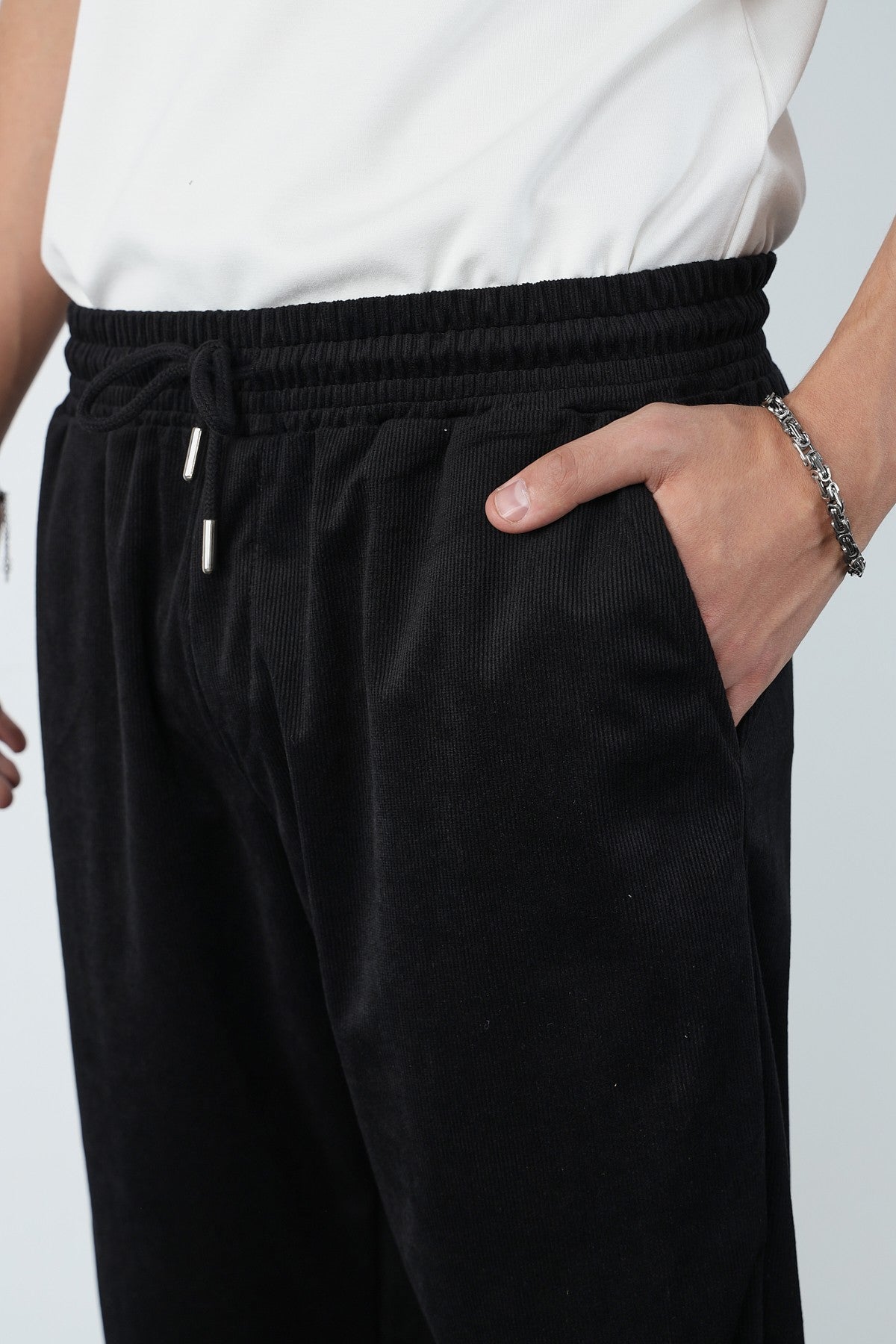 Thin Corduroy Baggy Trousers