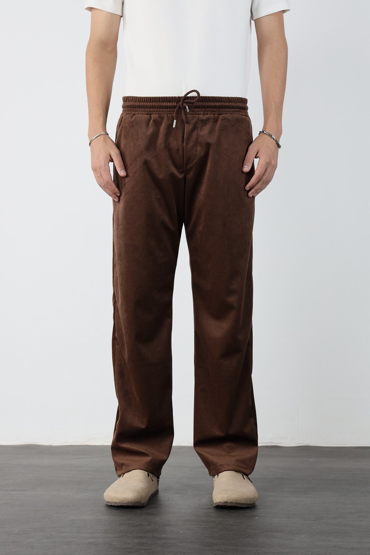 Thin Corduroy Baggy Trousers