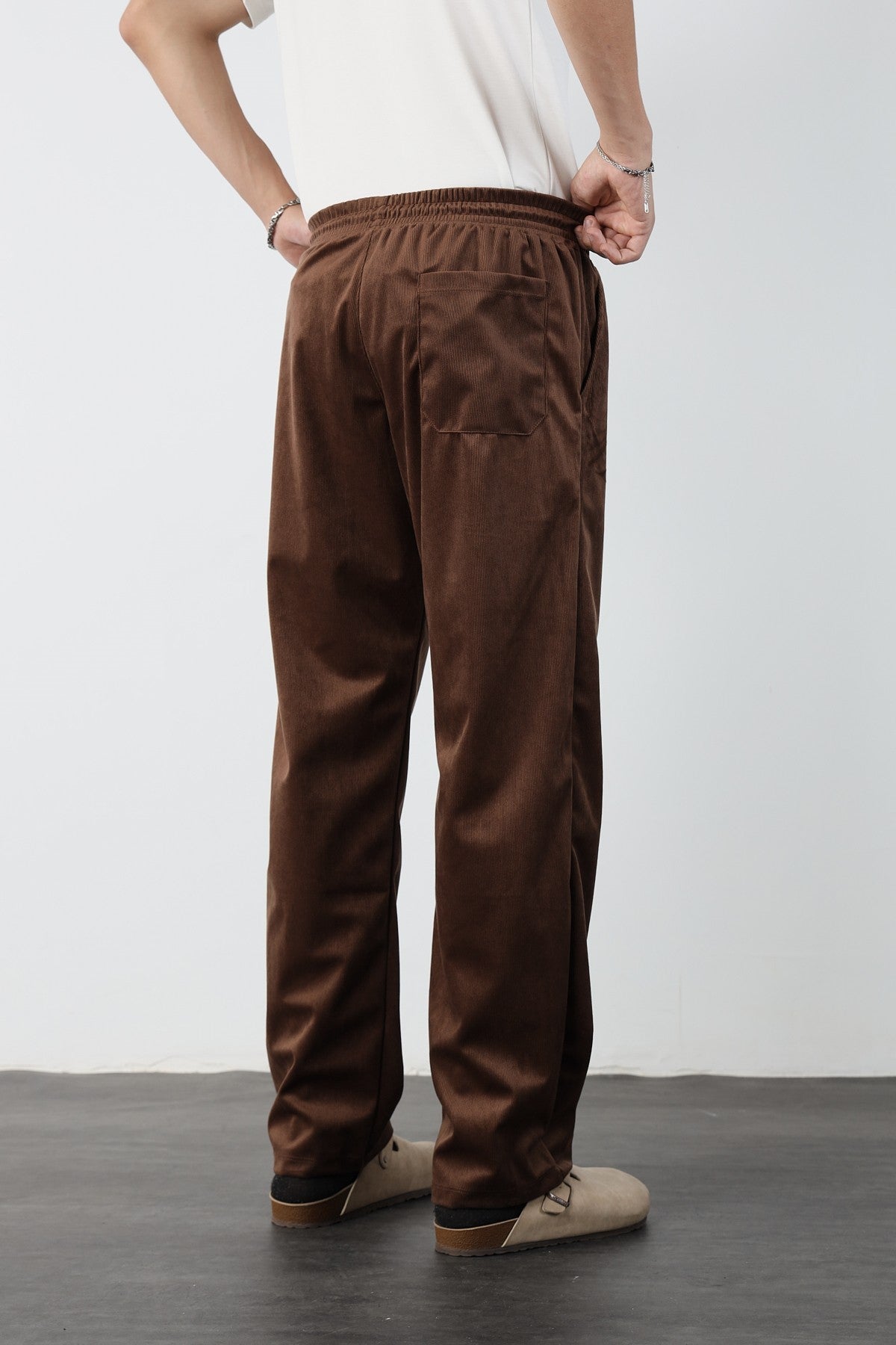 Thin Corduroy Baggy Trousers