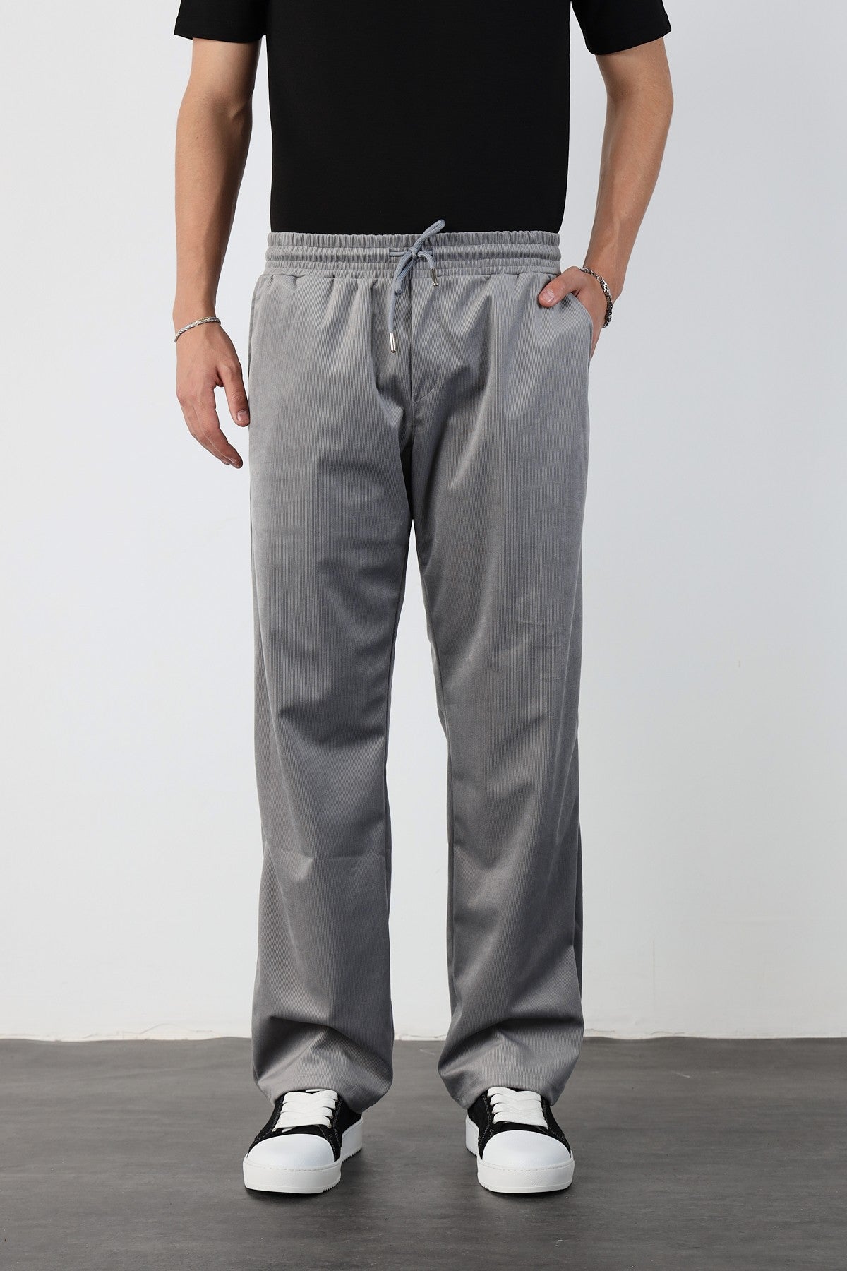 Thin Corduroy Baggy Trousers