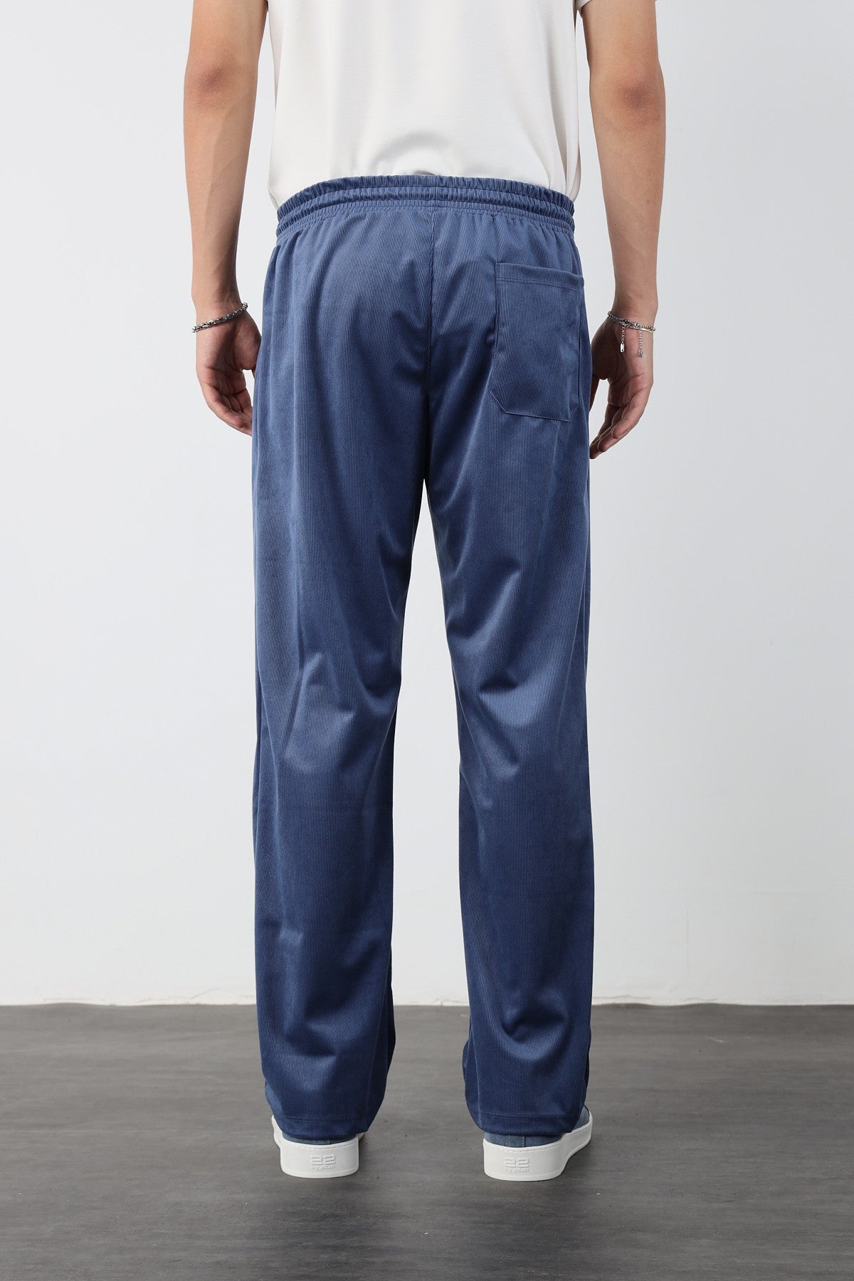 Thin Corduroy Baggy Trousers