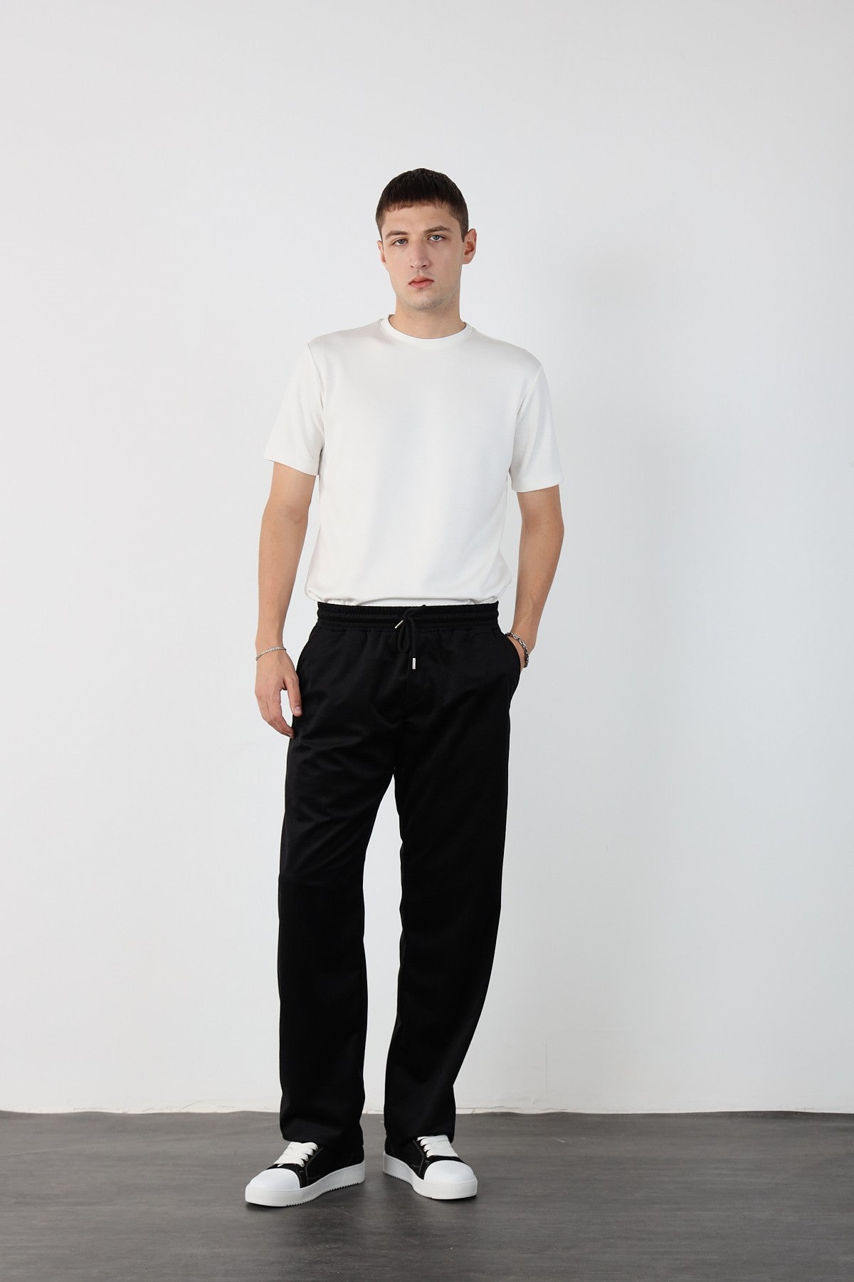 Thin Corduroy Baggy Trousers